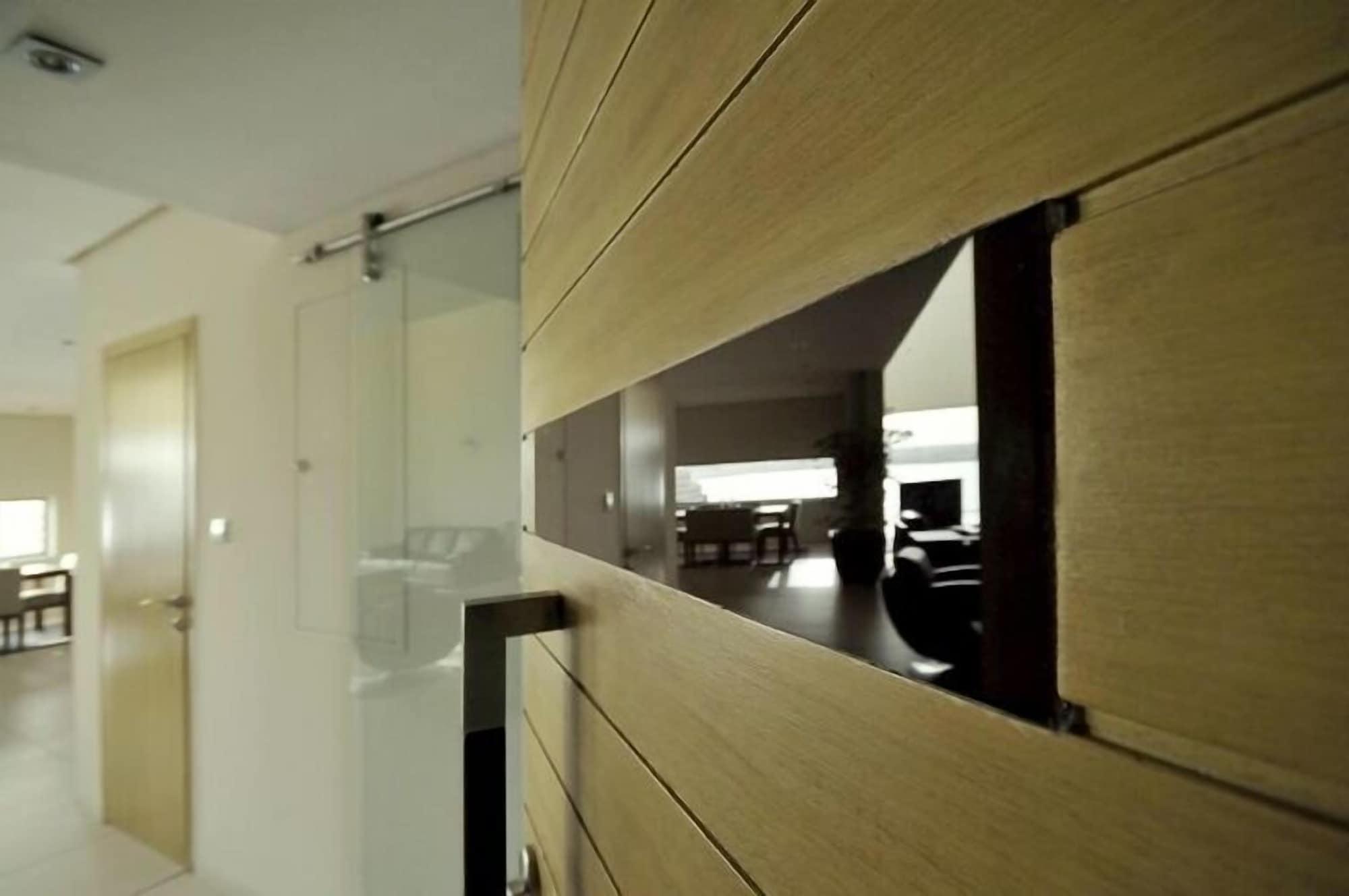 เดอะซีลอฟต์บูติค ชาเลต์ Hotel มานามา ภายนอก รูปภาพ